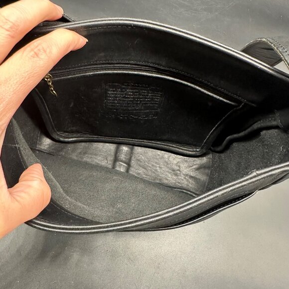 Vintage Coach Shoulder Bag 1997 4164 Bedford Flap Black Leather Brass Buckle 90s - Picture 5 of 17